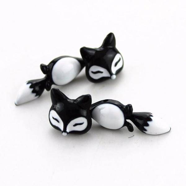 Dancing Fox Two Piece Moving Earrings