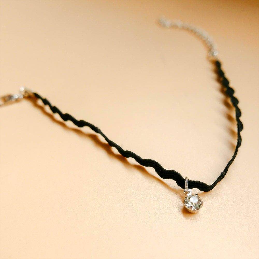 Rippling Rhinestone Black Anklet For Woman