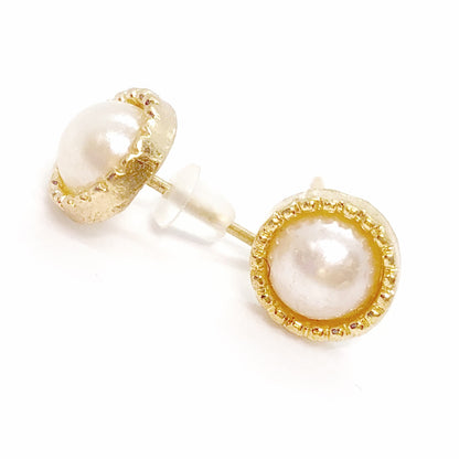 Pearlescence Small Button Stud Earrings