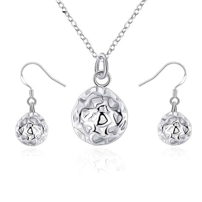 Round Threaded Heart Silver Necklace And Earring set for Women