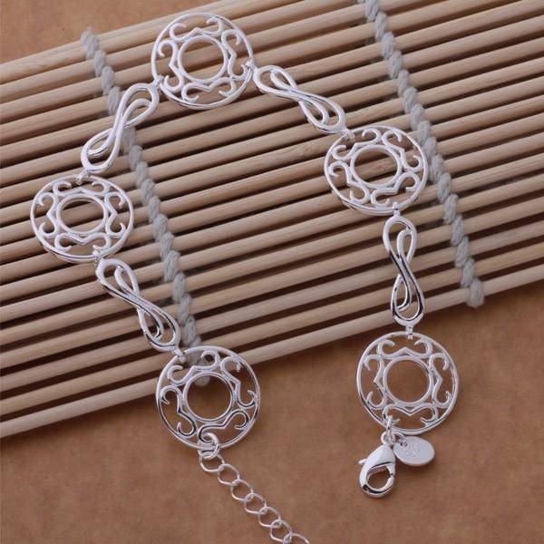 Infinite Medallion Silver Bracelet & Earrings Set