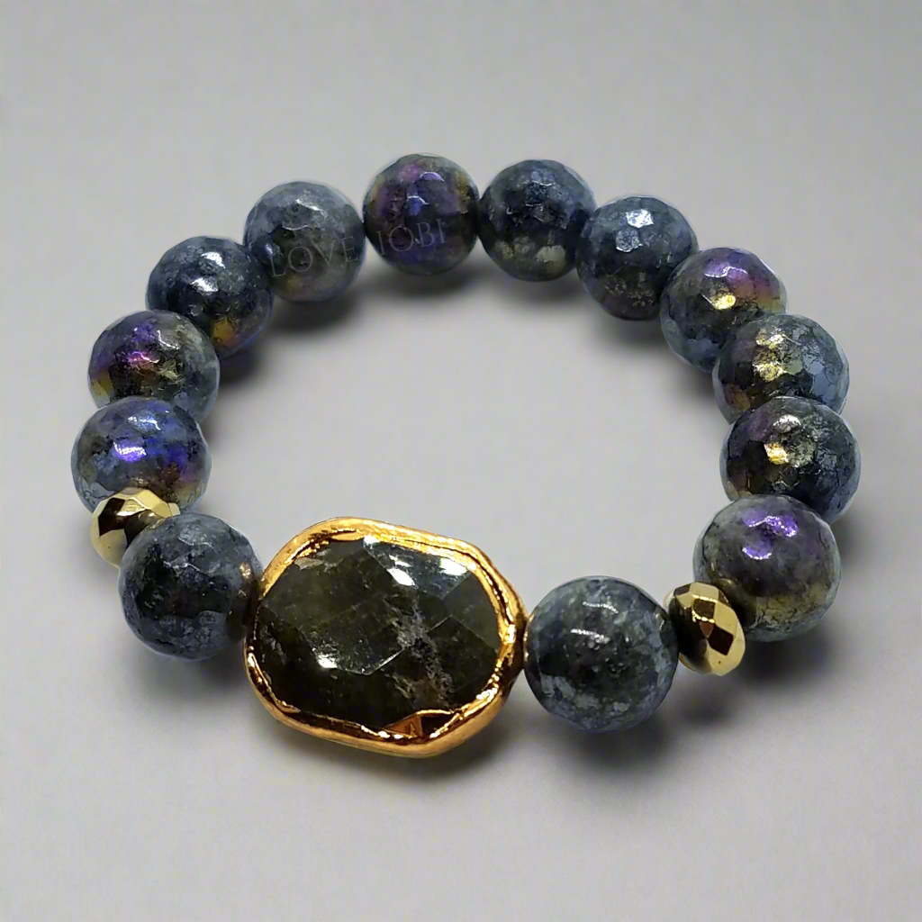 Natural Labradorite Briolette Stretch Bead Bracelet for Women with Gold Edging