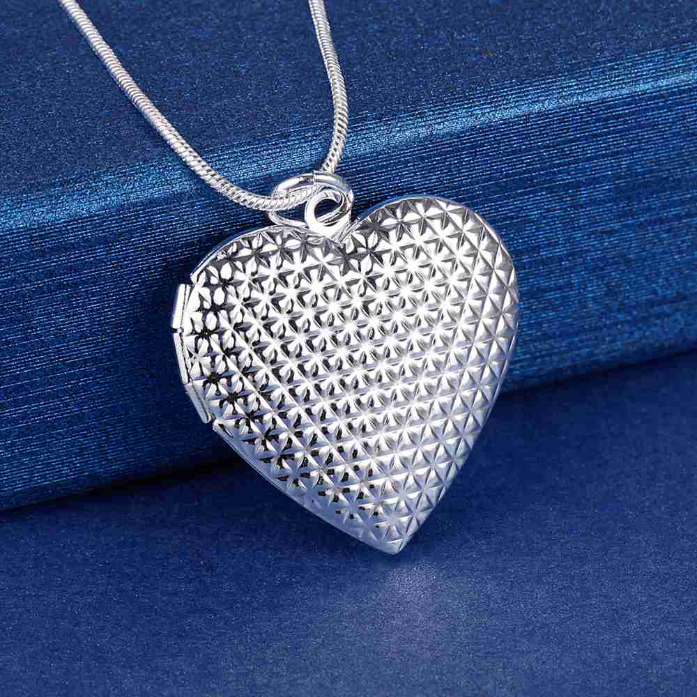 Diamond Cut Design Stamped Silver Heart Locket Necklace Momento Gift for Women