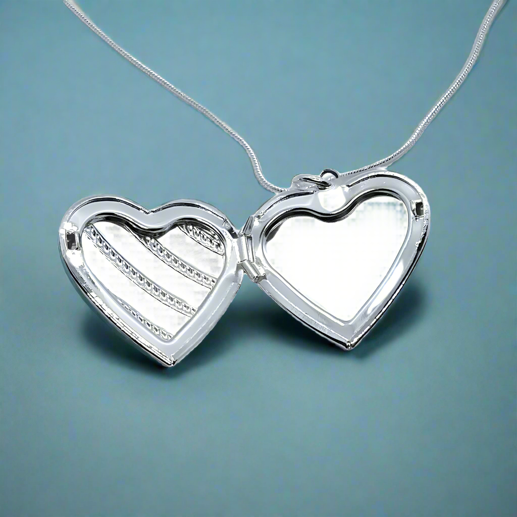 Rope Motif Sterling Silver Heart Locket Necklace for Woman