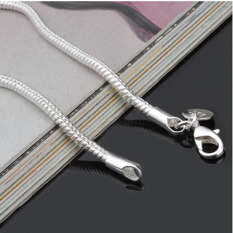 Sophisticated Silver Snake 7.75 Inch 3mm Wide Chain Bracelet for Women