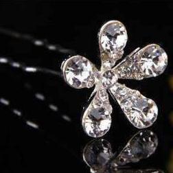 Feshionn IOBI Hair Jewelry 1 / Silver Small Crystal Encrusted Flower Silver Plated Hair Pins