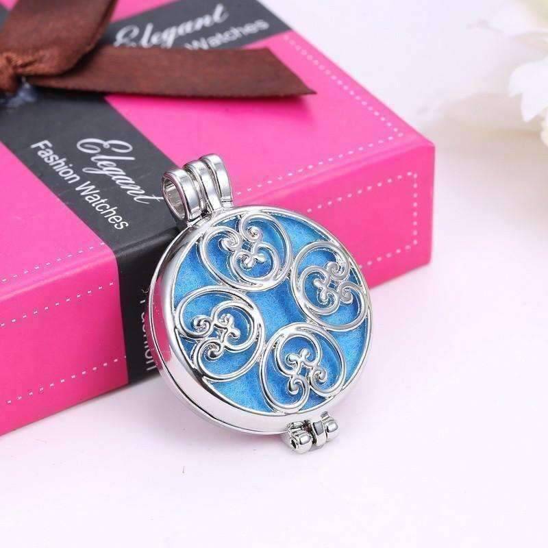 Feshionn IOBI Necklaces Large Round Filigree Aromatherapy Scent Diffuser Locket Necklace