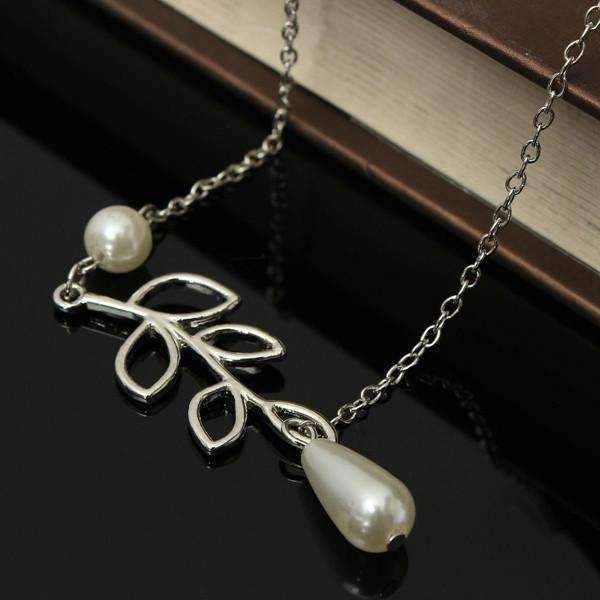 Feshionn IOBI Necklaces ON SALE - Pearl Droplet Thread Necklace