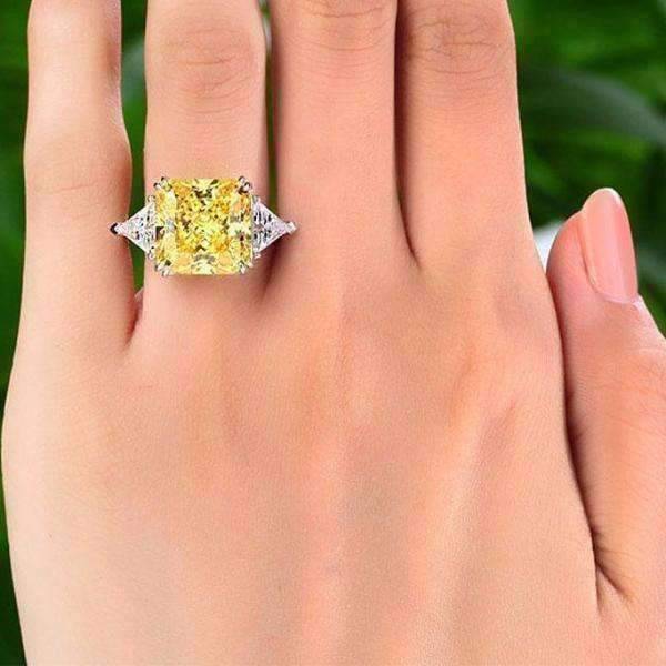 Feshionn IOBI Rings Fancy Canary 8CT Princess Cut Three Stone Ring